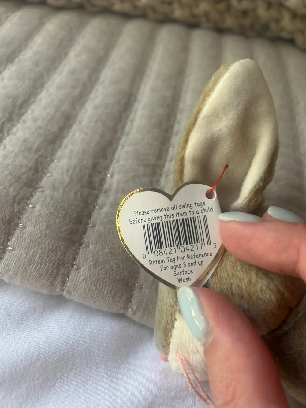 Ty Beanie Baby Nibbly the Bunny Rabbit Plush DOB May 7, 1998 w/ Tag